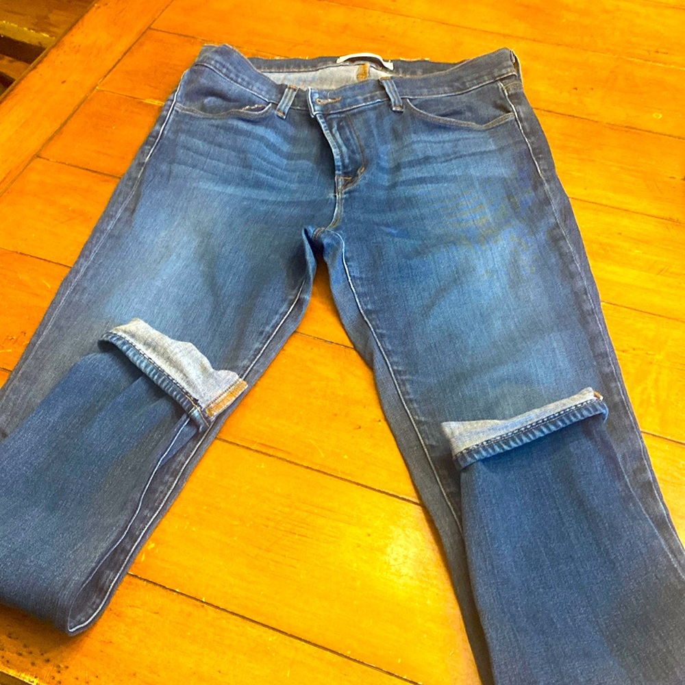 Dark washed skinny jeans